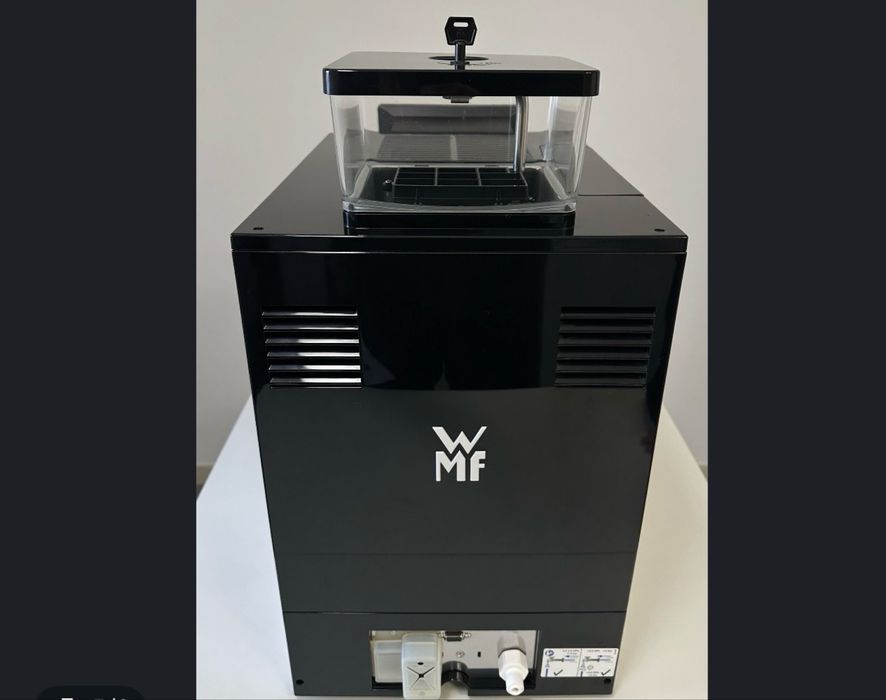 Продажа кофемешина WMF 950