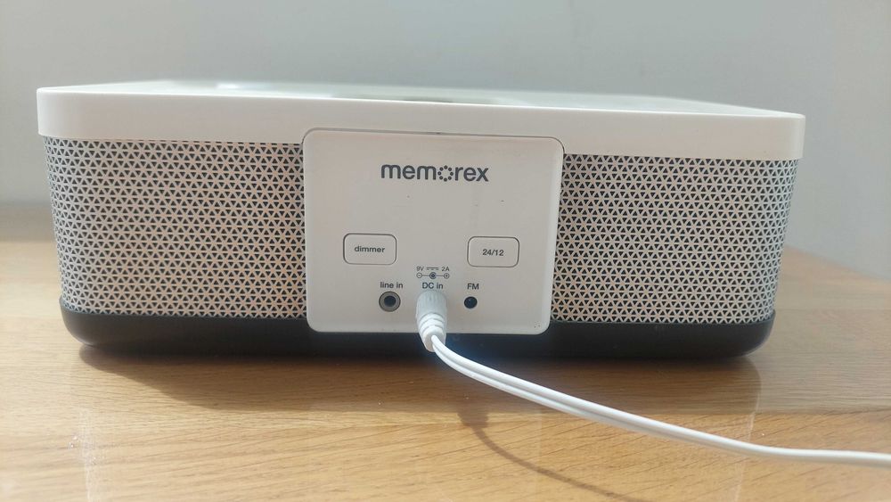 Radio - Ceas - Aux