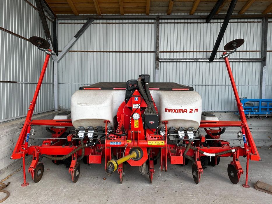 Semănătoare pneumatică KUHN MAXIMA – 6 rânduri