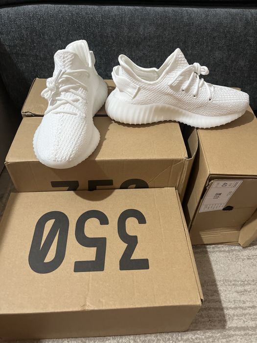 yeezy 350 unisex