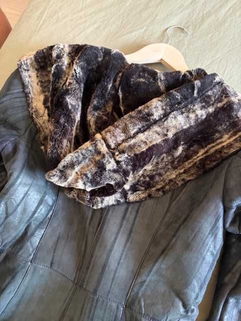 Дубленка  серая, легкая