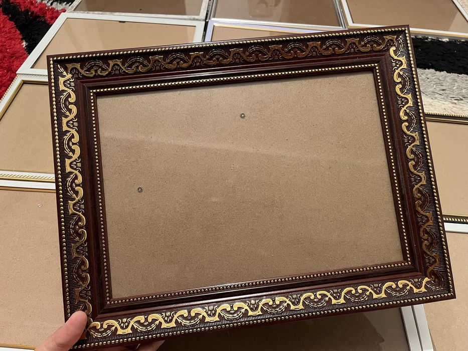 Рамки продаются