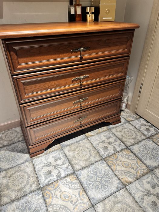 Продам комод Кентаки ( Euromebel)