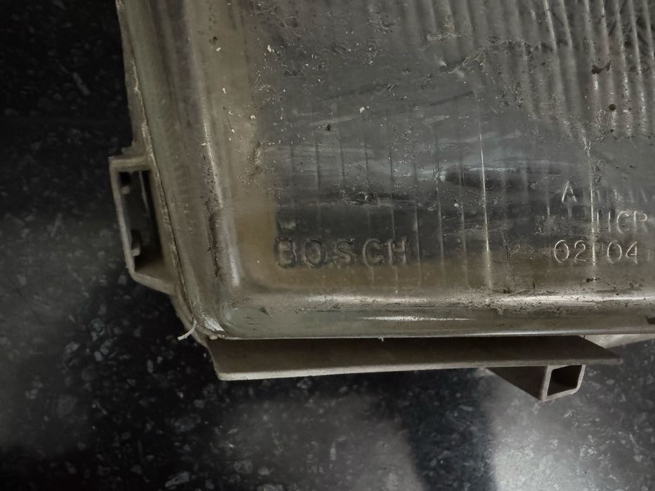 Стекло фары w202