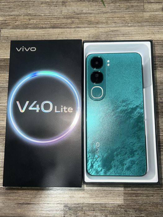 Продаю телефона Vivo 40.