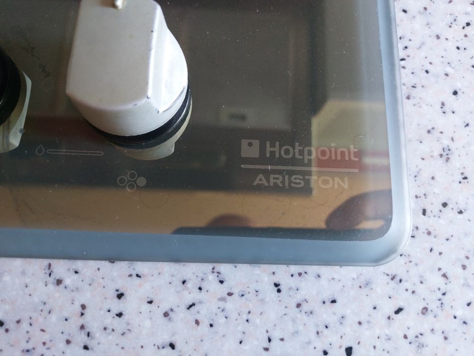 Варочная поверхность Ariston Hotpoint