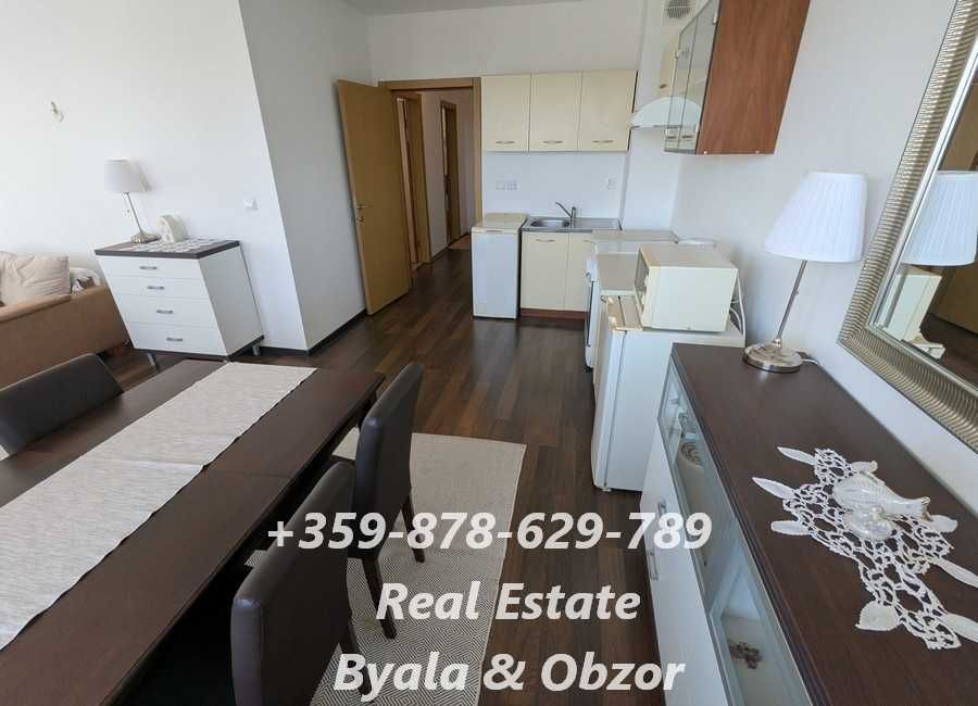 Продава се Тристаен апартамент в Бяла - 120 кв.м за 742 €/кв.м - Снимка #4