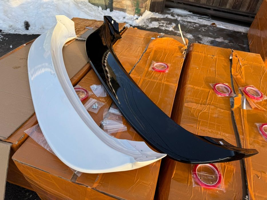 Спойлер на lexus rx300