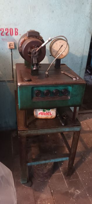 Продам стенд регулировки и испытания форсунок КИ22203