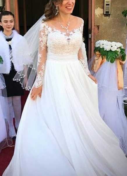 Rochie mireasa A-line ft practica dar si cu mult stil marca White Lady