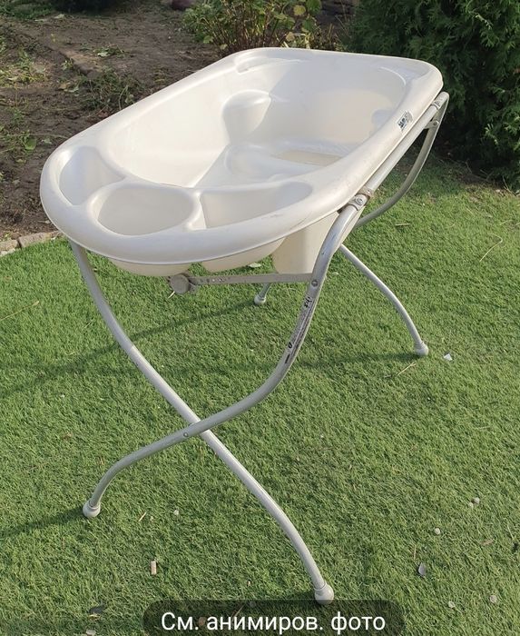 Продам ванночку для купания  на ножках
