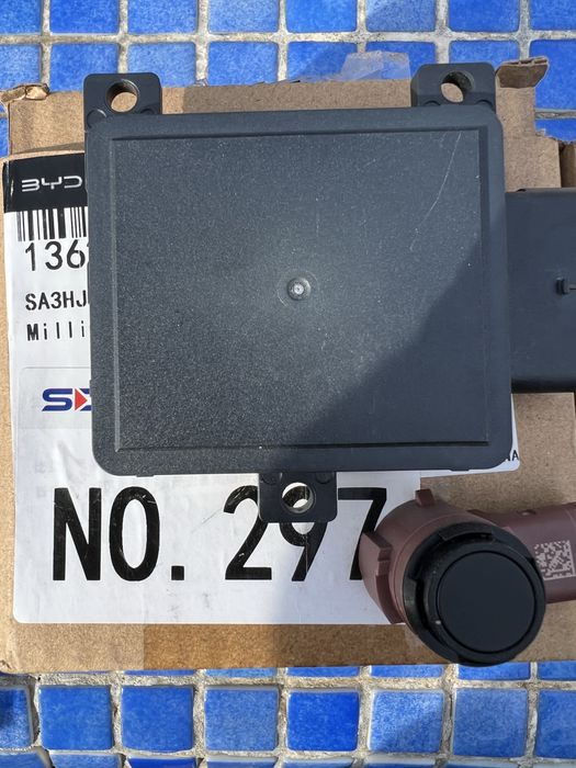 BYD датчик слепой зона/ slepoy zona datchik