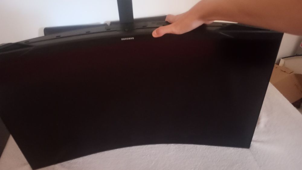Monitor de 32 de inch Samsung Odyssey g5 pentru piese