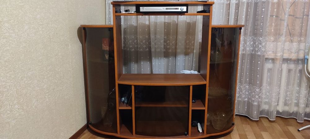 Тумба под телевизор.