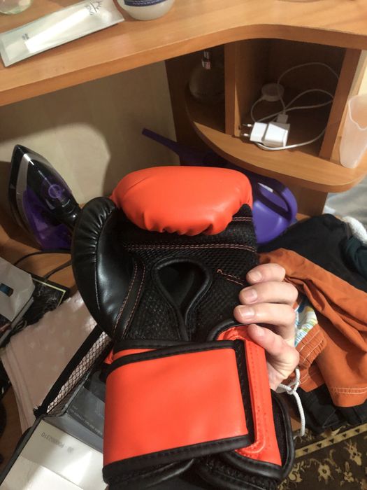 Перчатки боксерские everlast