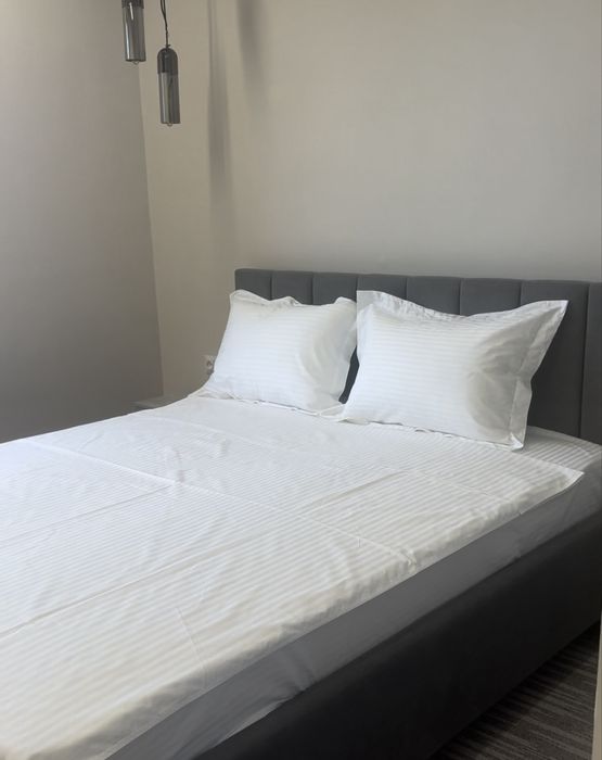 Постельное белье отельное страйп сатин