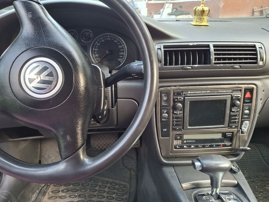 Vând Passat b5.5, anul 2005 , cutie automata defectă