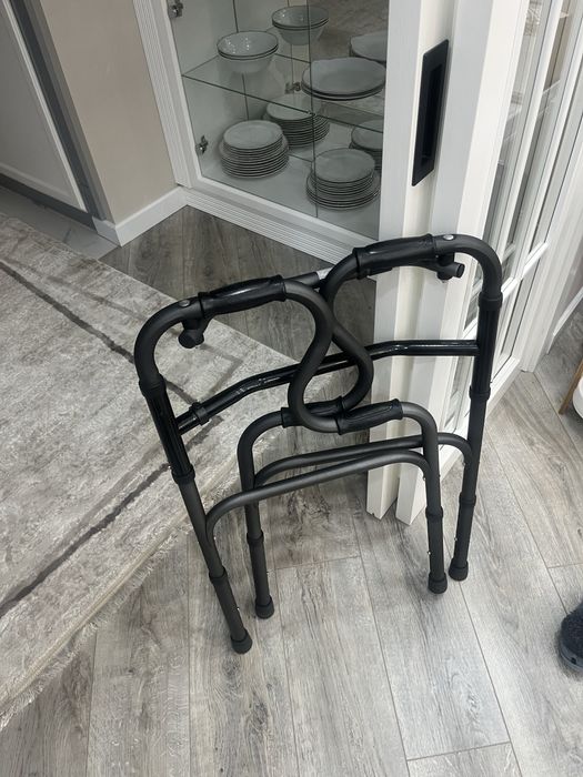 Ортопедические ходунки