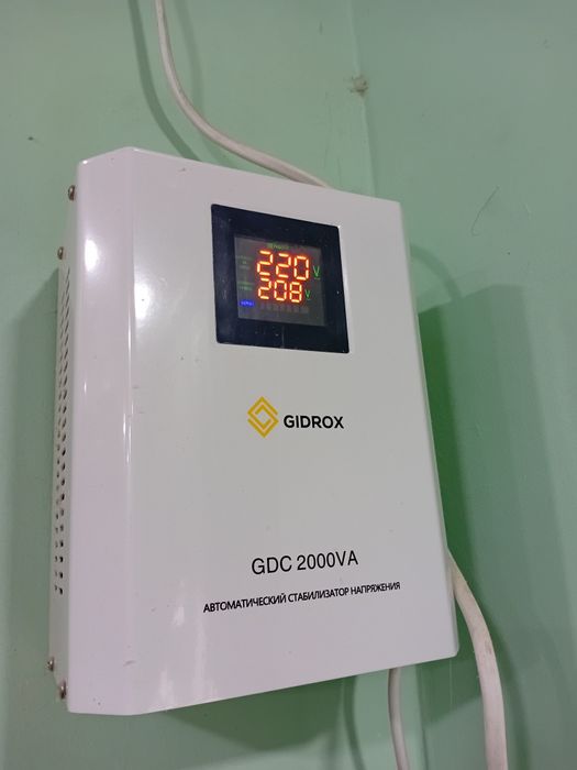 Стаблизатор напряжений