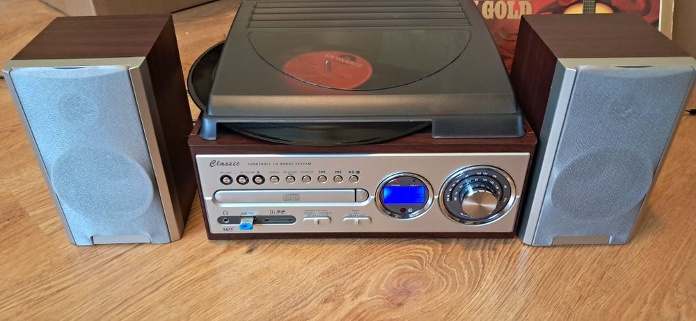 Minisistem Retro Classic ( radio fm ,cd,usb, card sd și pick-up)