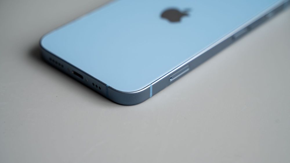 iPhone 14 128GB 100% battery