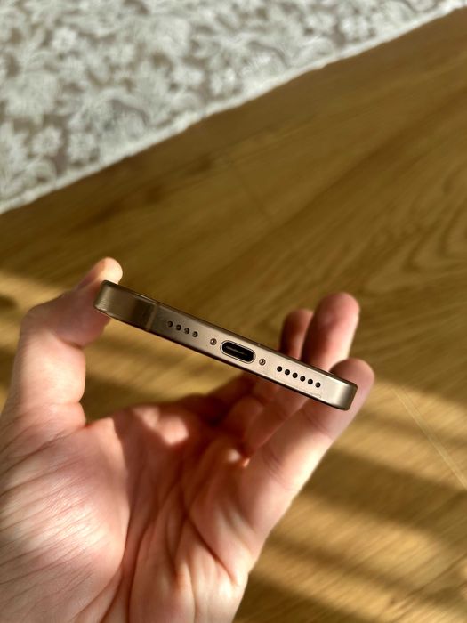 iPhone 16 Pro Max 256GB Desert Titanium