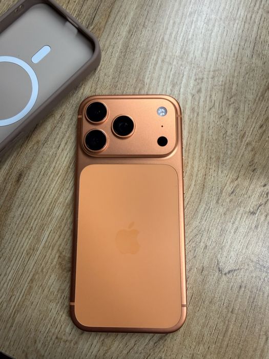 Айфон 17 про 256гб симкартой