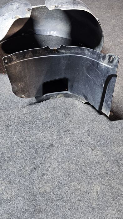 carenaj roata stanga fata original volkswagen passat b6

stare buna

p