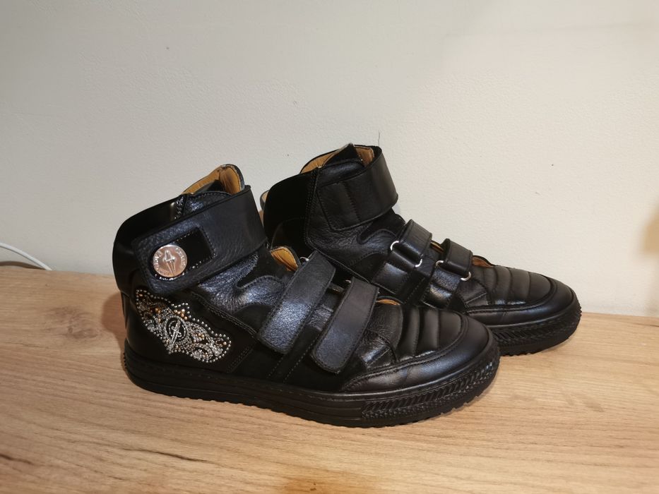 Дамски обувки Cesare Paciotti