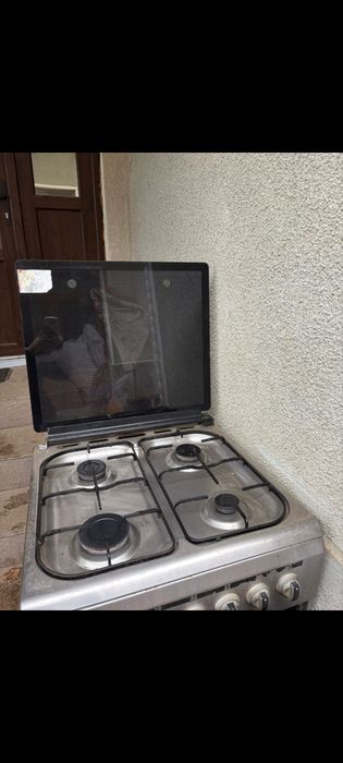 Aragaz pe gaz din  inox