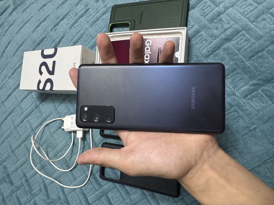 Samsung Galaxy S20 FE , 128 ГБ