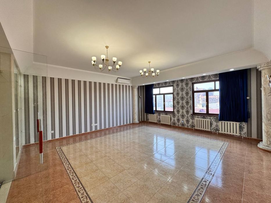 Продаётся 4/5/8 квартира на улице Фидокор(Чехова), Мирабадский р-н