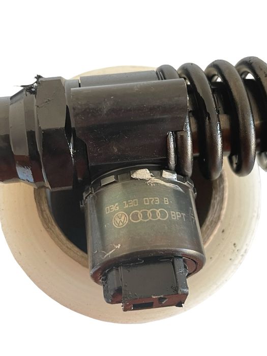Set Injectoare Combustibil Volkswagen Touran 1T1, 1T2 2003 - 2010 2.0