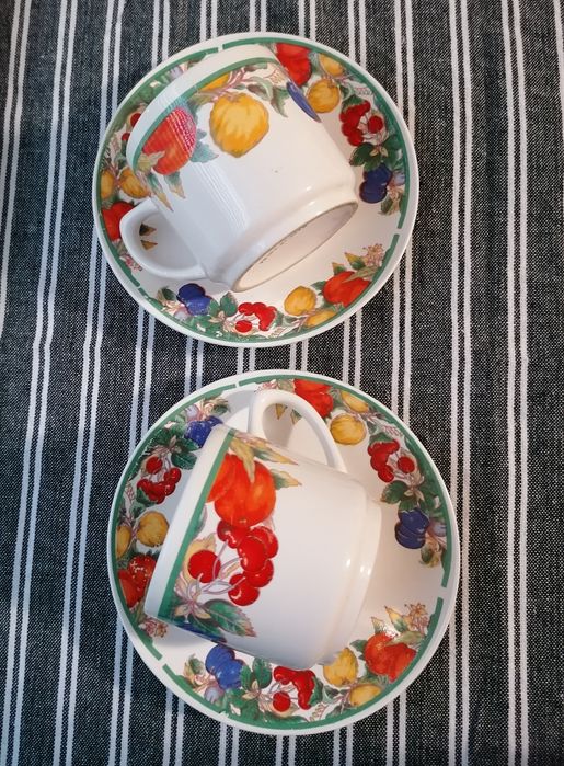 Два Сета от чаша с чинийка