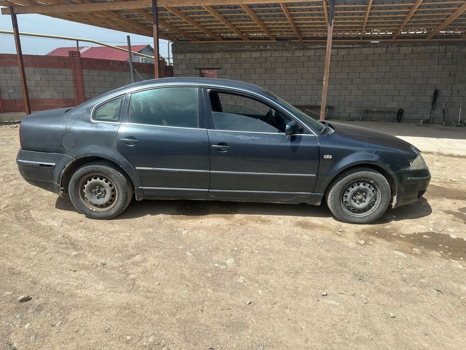 Машина хорошая ишё едет