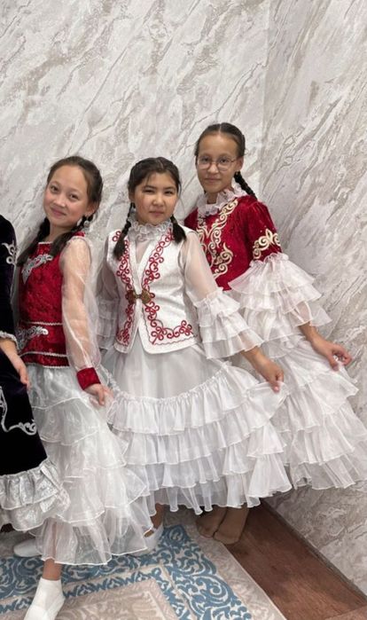 Костюмы на наурыз  на прокат