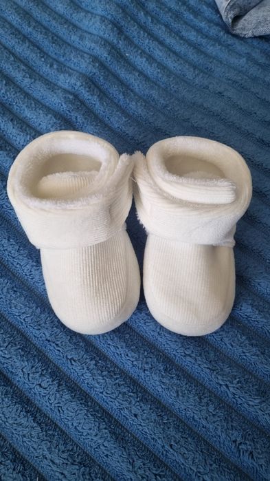 Продам весна-осень