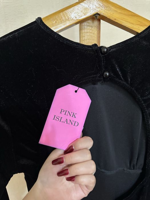 Платье с открытой спиной