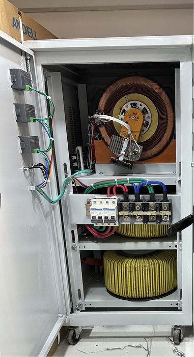 Стабилизатор Андели Andeli 30000, 80-250 андели 30 кв