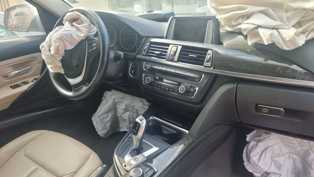 На части BMW 328i 320xi F30 biturbo 4х4 Ф30 БМВ  Xdrive Кожа Навигация