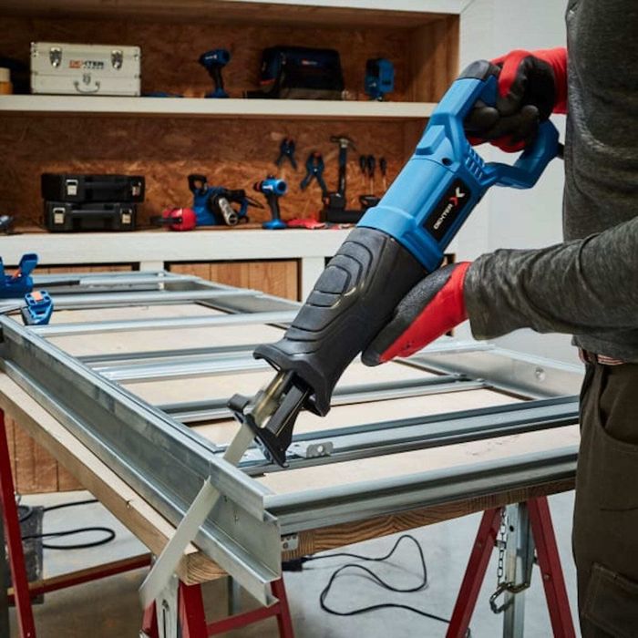 Аренда  Сабельная пила Прокат Пила Сабельная Разных Видов Дастафка ест