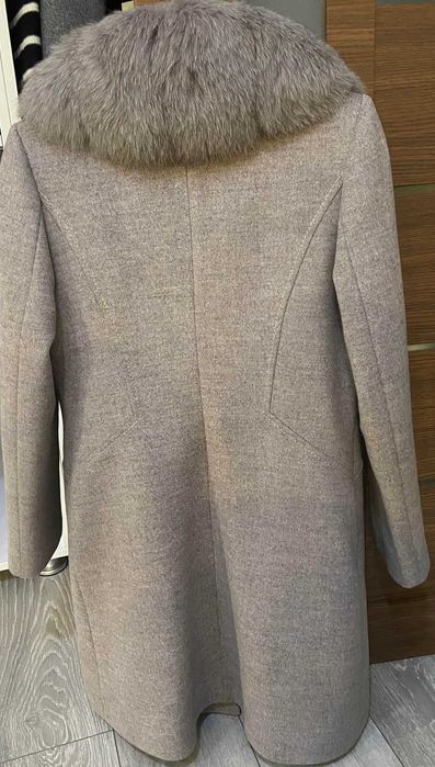 palton cu guler de blana naturala