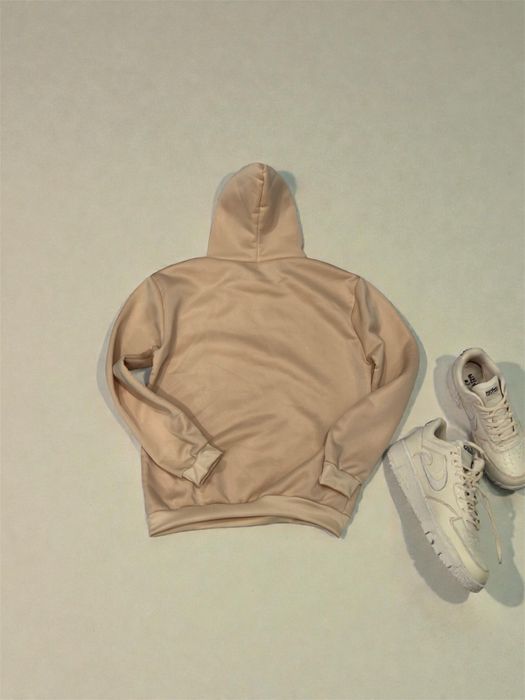 продаю бежевые кофты