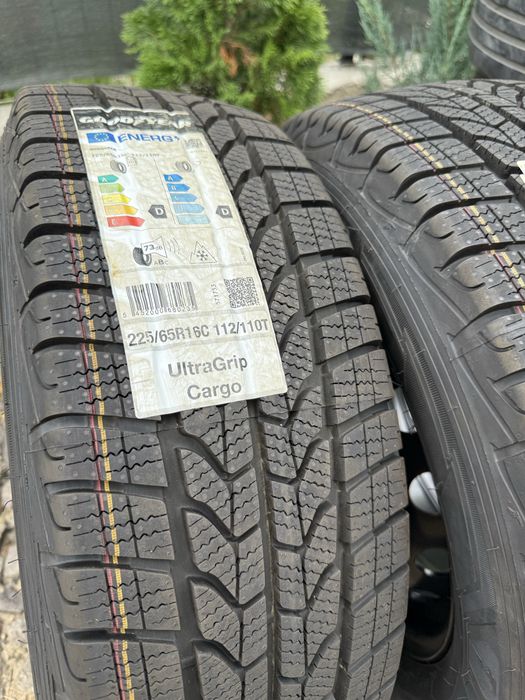 225/65R16 C Good Year noi ( 4 bucăți de iarnă )
