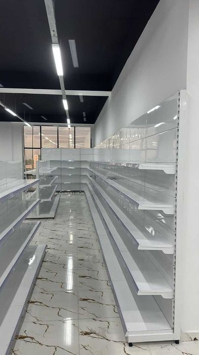 Металлические пристенные Ветрины Полки Стелажи Торговые для магазина