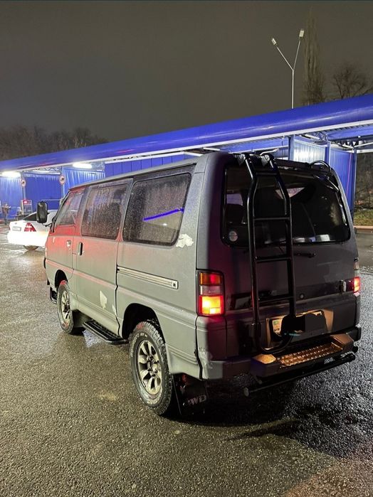 Делика квадратная