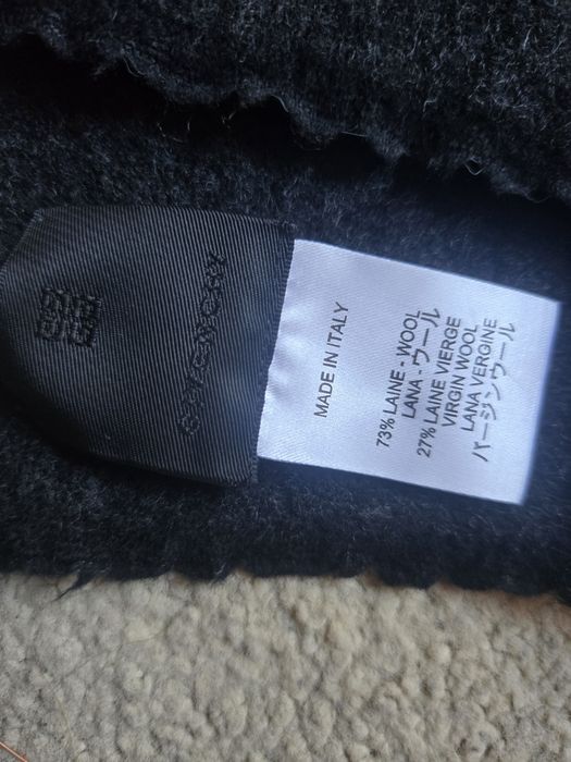 Оригинален шал givenchy