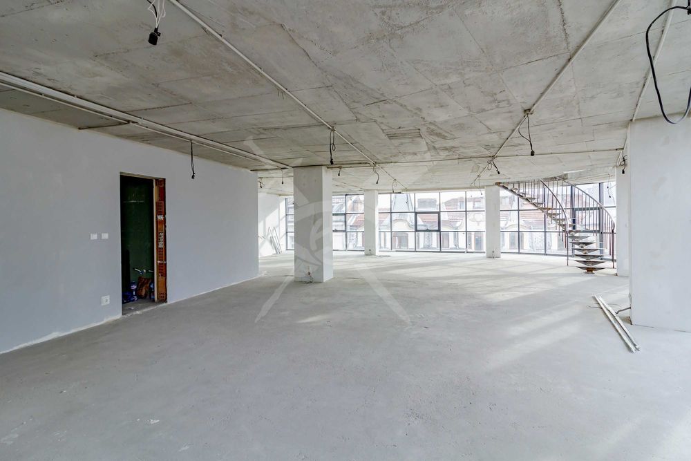 Продава се Заведение в София, Център - 429 кв.м за 3497 €/кв.м - Снимка #5