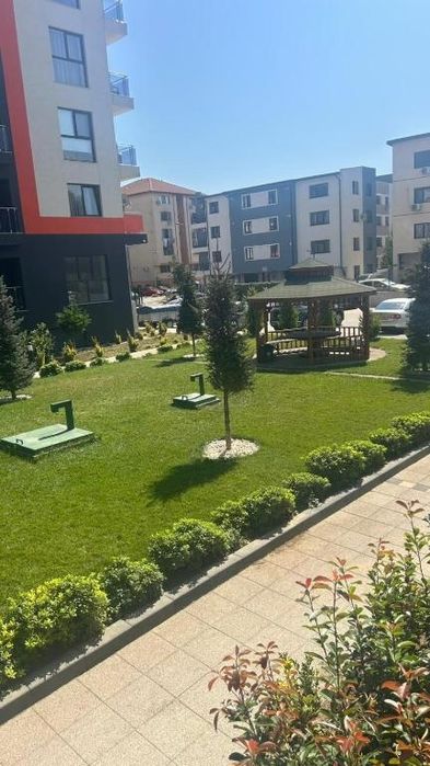 Apartament 3 camere decomandat parter