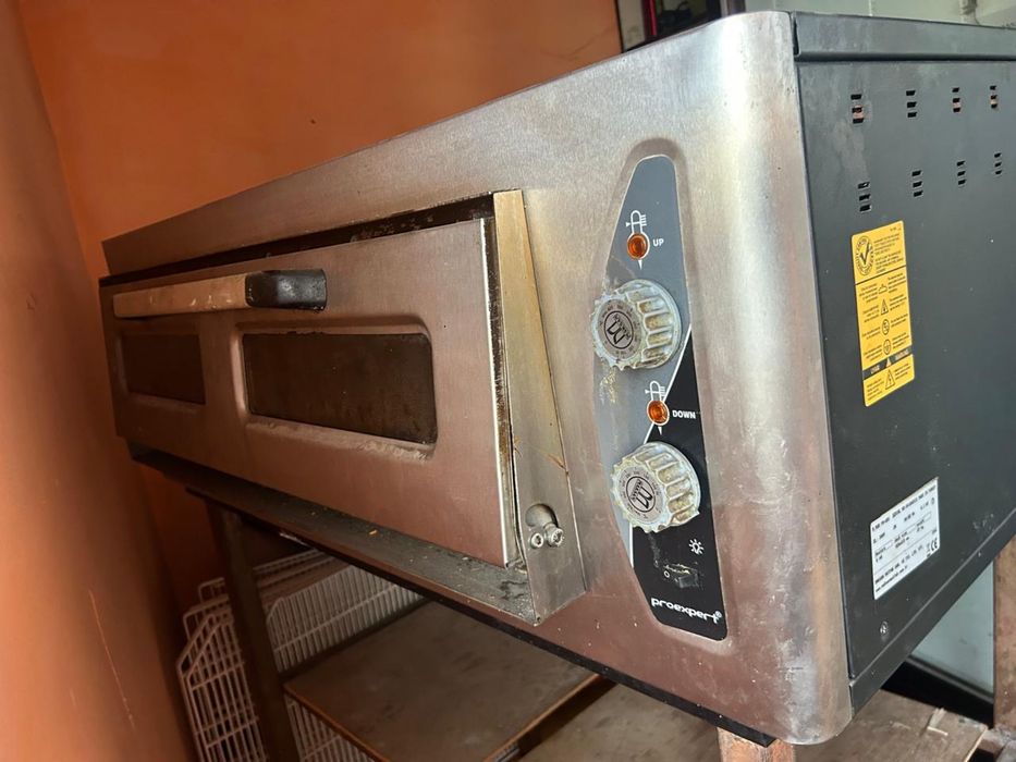 Срочно продам печку для пиццы